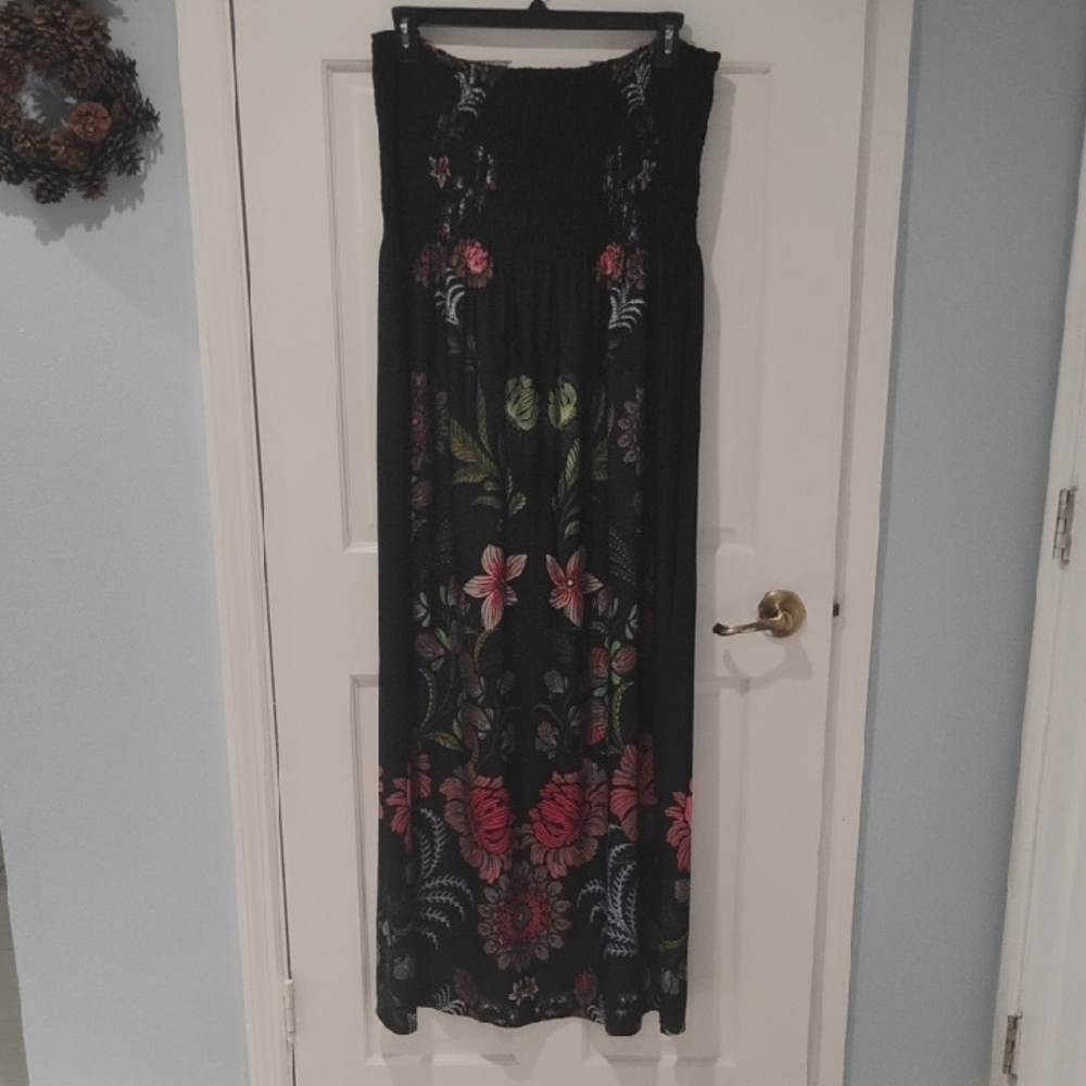 Magic Black Floral Maxi Skirt